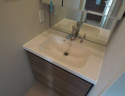 【独立洗面台】 | ワンルーフレジデンス上野御徒町 | 独立洗面化粧台付き