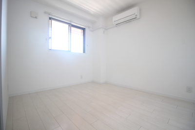 【寝室】 | アドバンスM