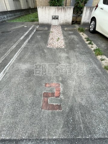 ファミール清澄白河の駐車場