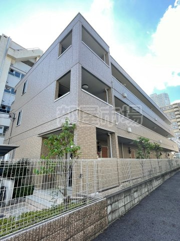 ファミール清澄白河の外観