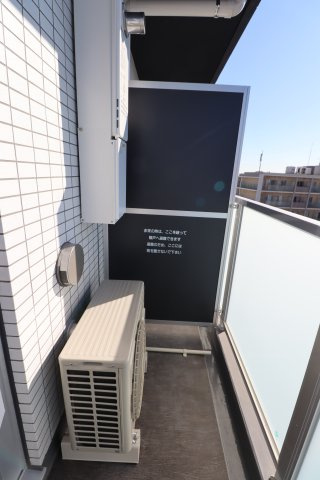 GENOVIA堀切菖蒲園のバルコニー