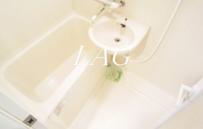 【浴室】 | ティアラ本郷三丁目 | お風呂です。