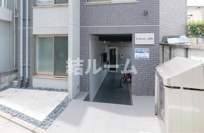 板橋区上板橋２丁目の賃貸マンションのエントランス
