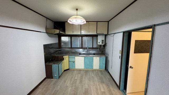 室蘭市宮の森町2丁目戸建のキッチン|空室時のキッチン写真