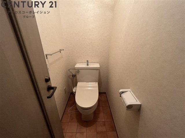 シンプルで使いやすいトイレです