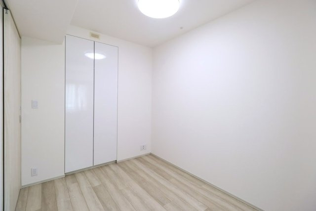 パークナード恵比寿の洋室