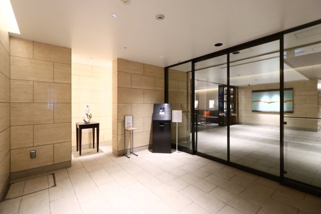 パークナード恵比寿のエントランス