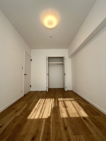 【収納】 | アーサー平尾センティオ | 各部屋にはクローゼットを完備しています！収納が多いお家はすっきりして快適空間です