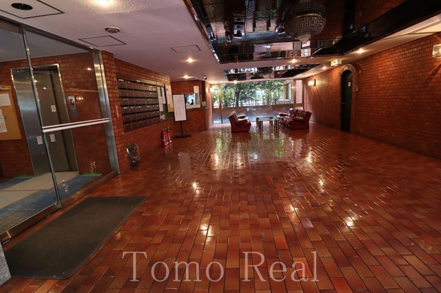 セントラル乃木坂のロビー