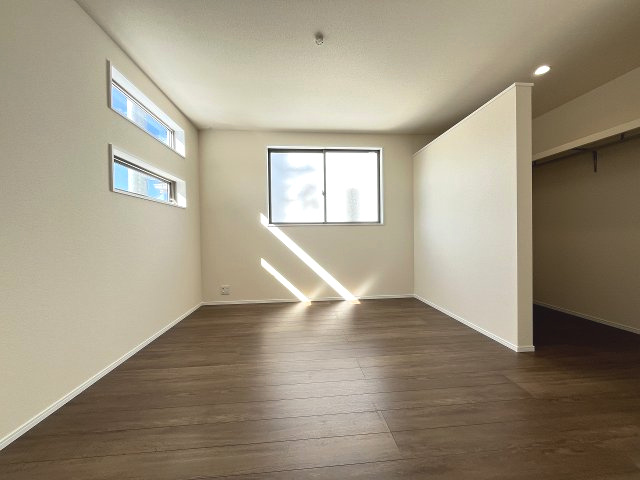 【寝室】 | 福岡市城南区樋井川4丁目第2　1号棟（全1棟）【仲介手数料無料・0円】 | 施工例。施工例は完成時と異なる場合があります。