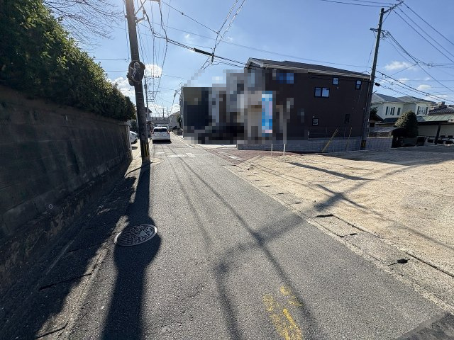 【その他】 | 福岡市城南区樋井川4丁目第2　1号棟（全1棟）【仲介手数料無料・0円】 | 現地写真。前面道路です。