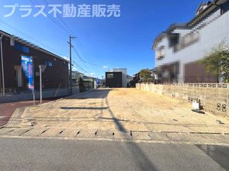 【外観】 | 現地写真。同じ物件を見るなら、プラス不動産販売にお任せ下さい。