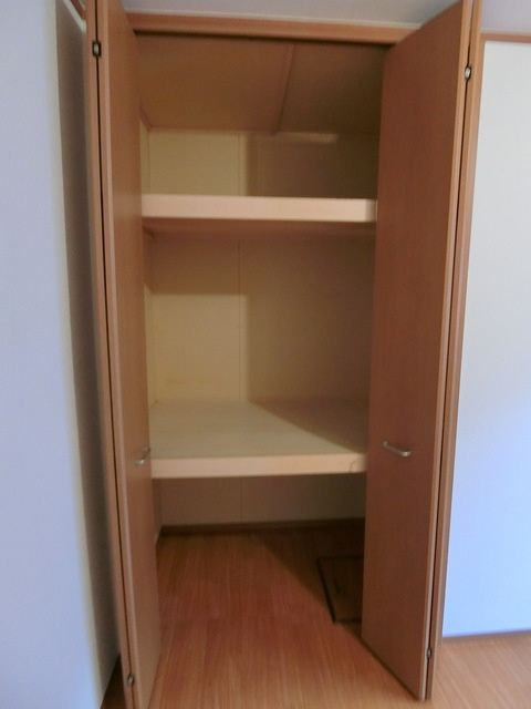 メゾンMの収納|★収納豊富なクローゼット★