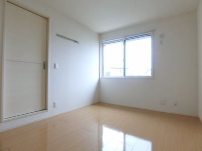 【洋室】 | ビスターレ