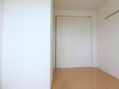 【洋室】 | ビスターレ