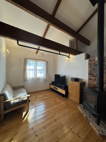 伊勢崎市田部井町1丁目の居間・リビング