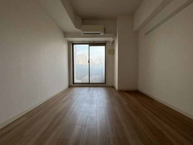 プレサンス北浜ラ・フェスタの洋室