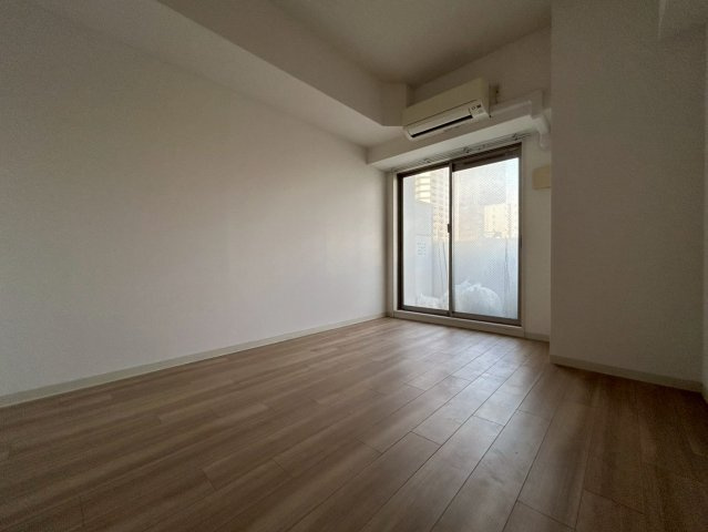 プレサンス北浜ラ・フェスタの洋室