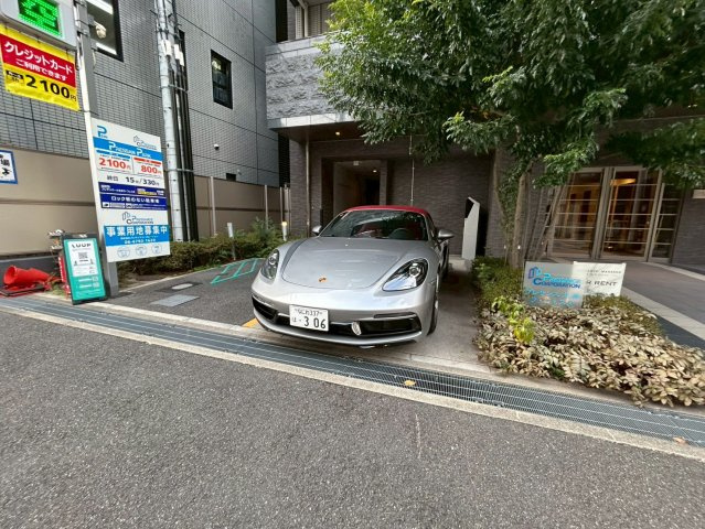 プレサンス北浜ラ・フェスタの駐車場