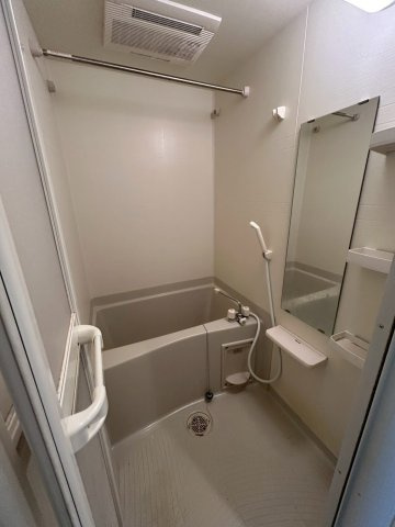 プレサンス北浜ラ・フェスタの浴室