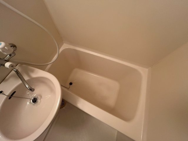 クレセール阿波座の浴室