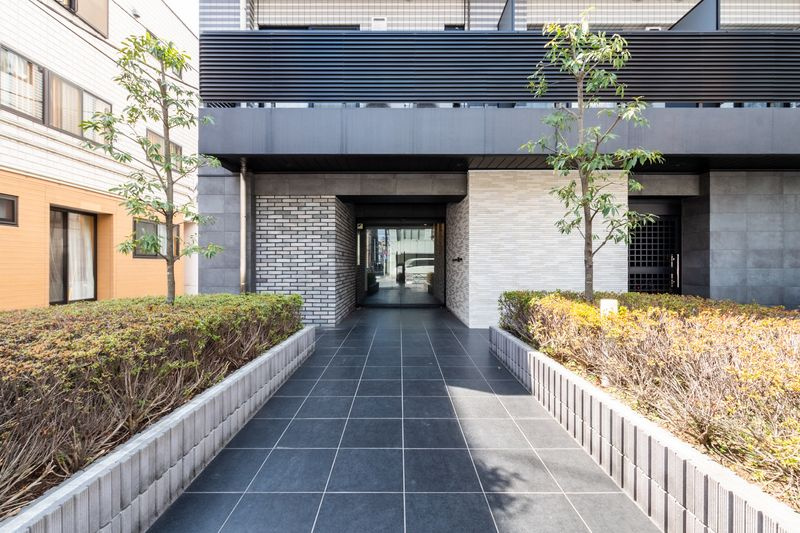 メイクスデザイン両国SOUTHのエントランス