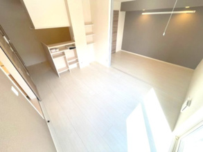 【居間・リビング】 | チェリーハイム　B