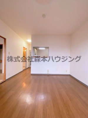【居間・リビング】 | 　セレコート住道 | ゆったり過ごせるリビングです