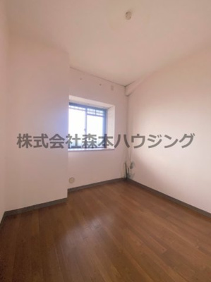 【洋室】 | 　セレコート住道 | 落ち着いた色調の洋室です