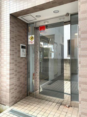 アコルデ芦花Bタイプのエントランス