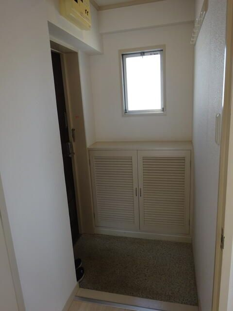 セントラルマンション武蔵野の玄関