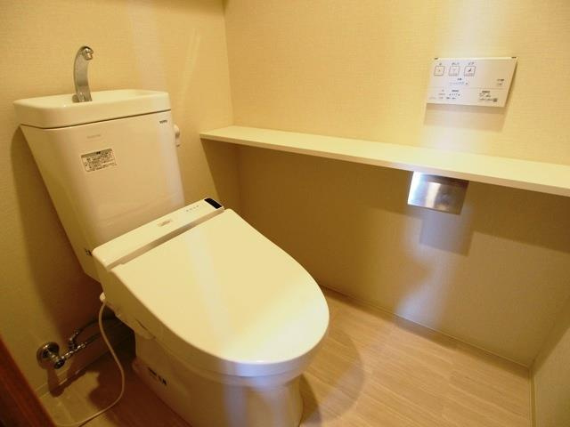 ローレルコート上野芝町四丁のトイレ