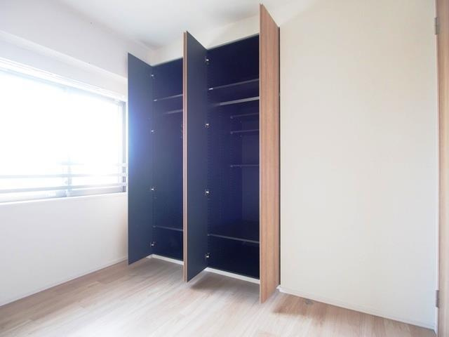 ローレルコート上野芝町四丁の内装