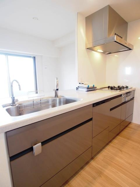 ローレルコート上野芝町四丁のキッチン