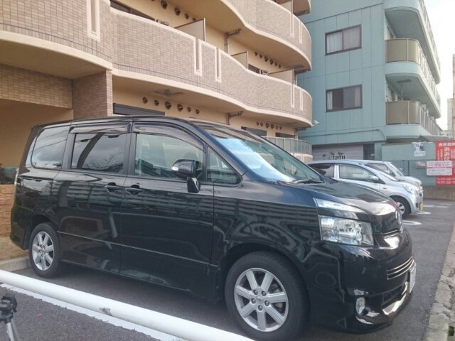 エテルノソ－レの駐車場