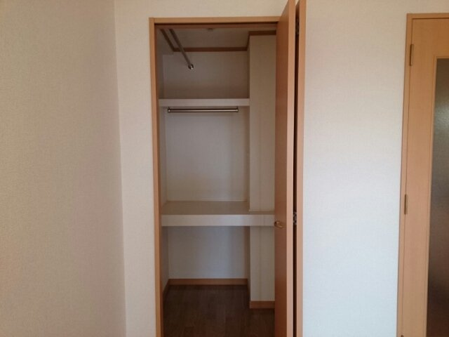 エテルノソ－レの収納