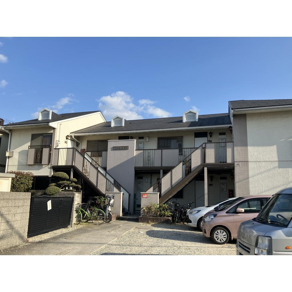 コスモヴィラ石橋の外観