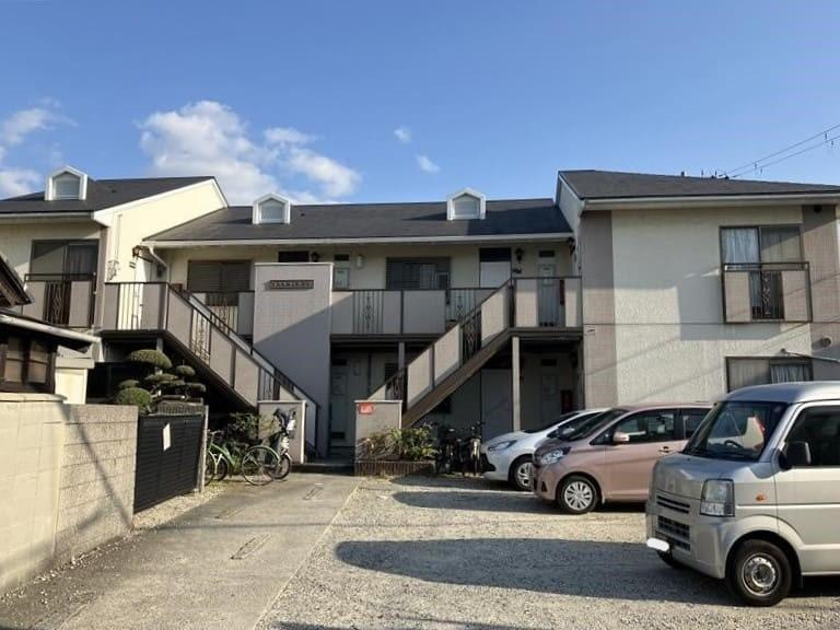 コスモヴィラ石橋の外観