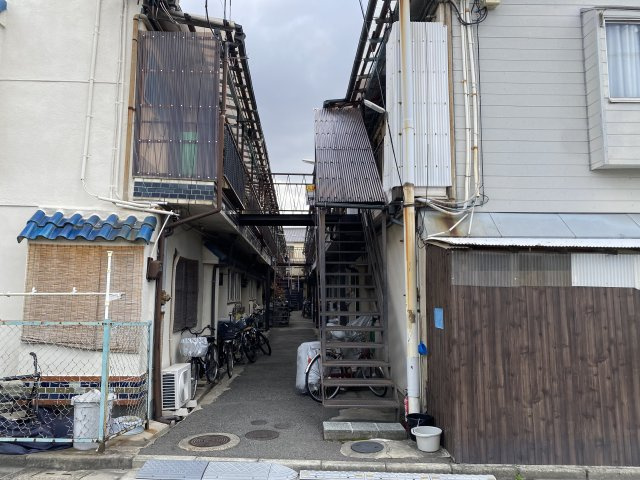 石津アパートのその他