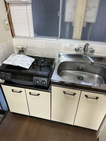 石津アパートのキッチン