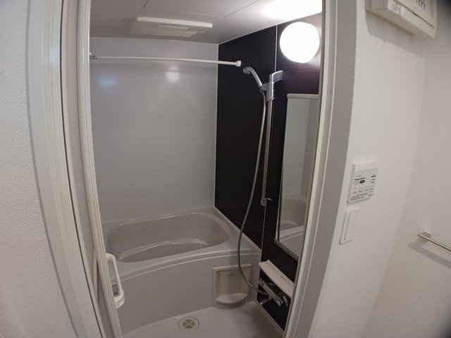 アバンシェル住吉橋の浴室