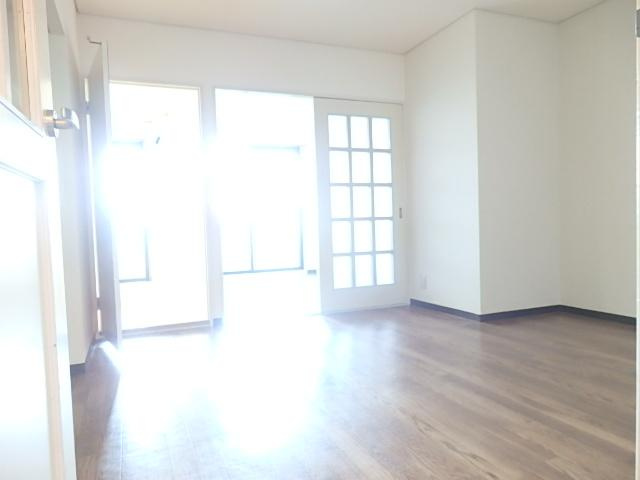 プリネールの居間・リビング|リビング