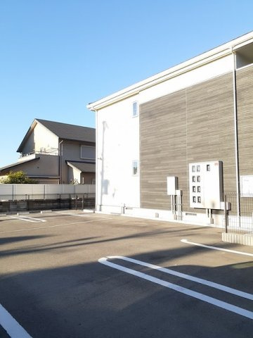 ハートランド美貴の駐車場