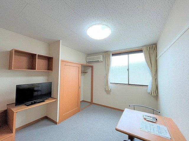 レオパレスオアシス岸和田の寝室