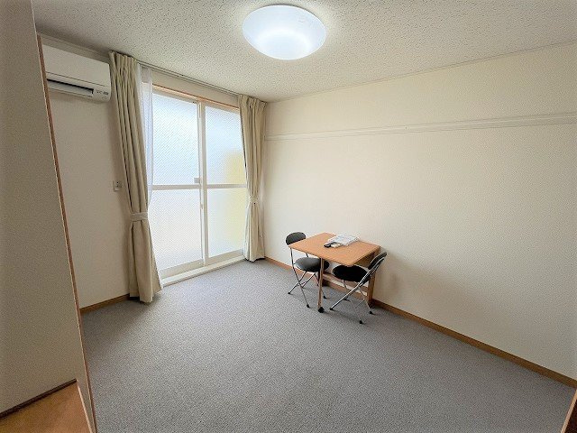 レオパレスメルツェⅡの寝室