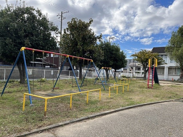 レオパレスメルツェⅡの周辺