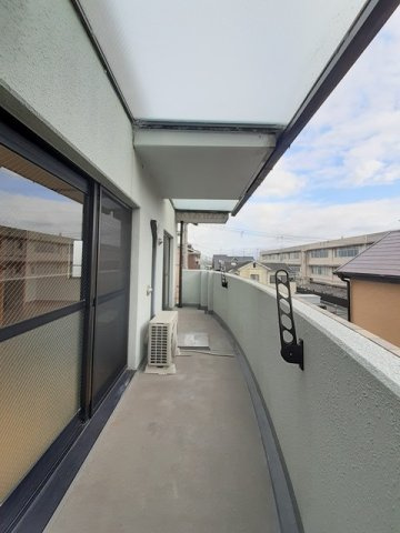 フォレスタフィウ－メのバルコニー