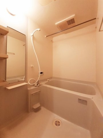 フォレスタフィウ－メの浴室