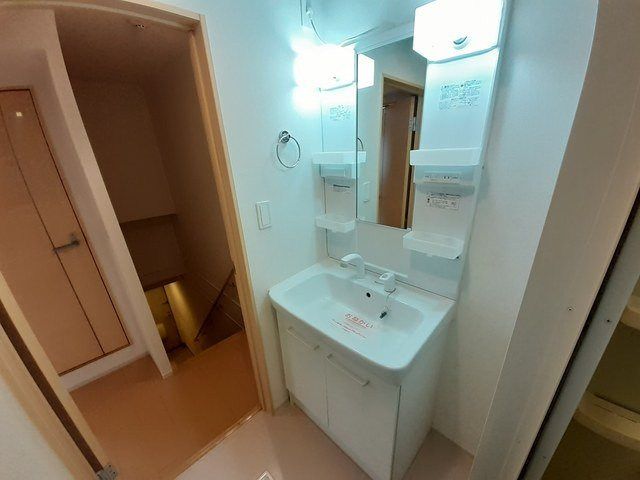 メゾン　フルールの洗面所