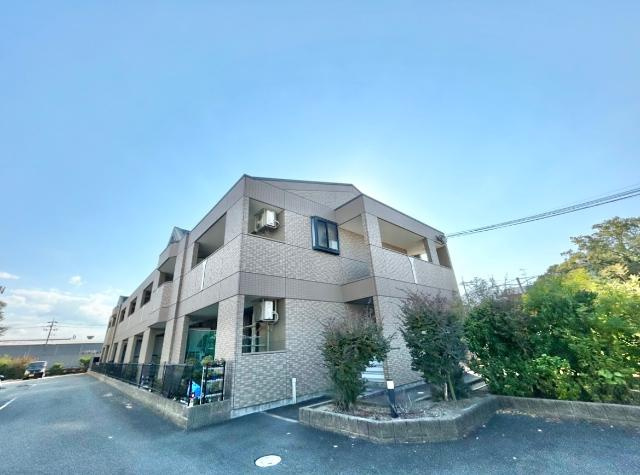 フォンテーヌ美原